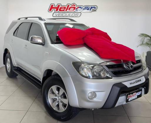 TOYOTA HILUX SW4 3.0 SRV 4X4 16V TURBO INTERCOOLER DIESEL 4P AUTOMÁTICO